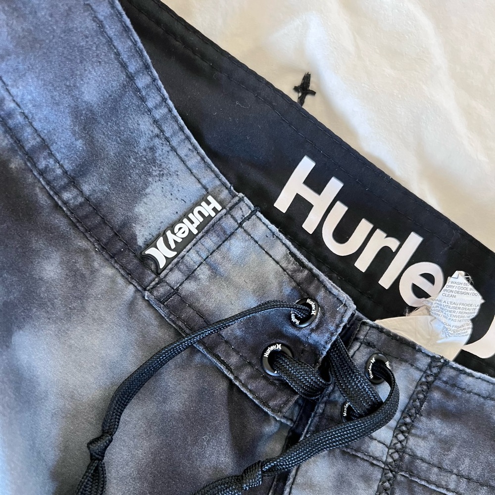 Hurley swimming shorts - Picture 3 of 5